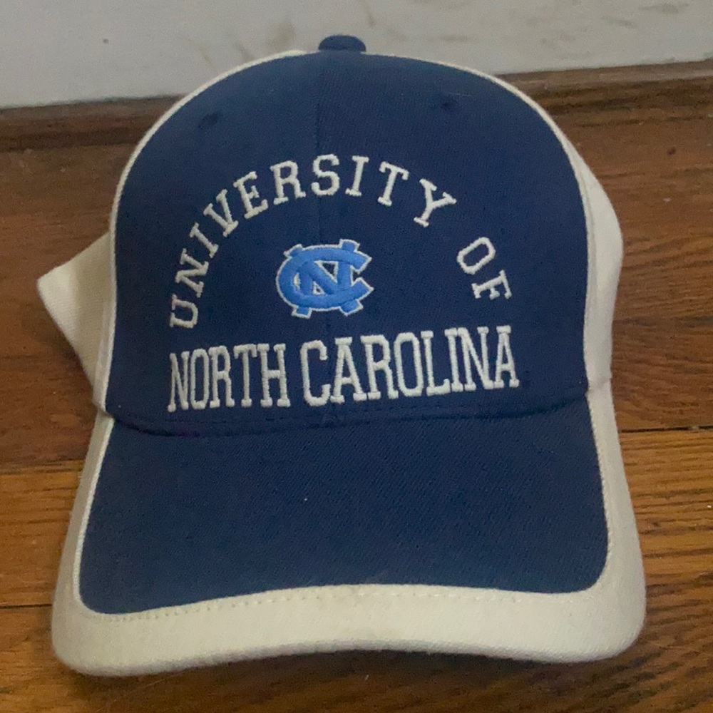 Vintage Nike Team university of North Carolina blue and white hat